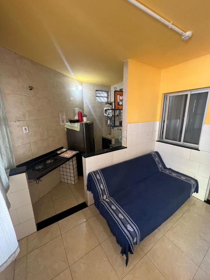 Kitnets Itapua Residencia - 1 Minuto De Caminhada Ate A Praia Salvador Bagian luar foto